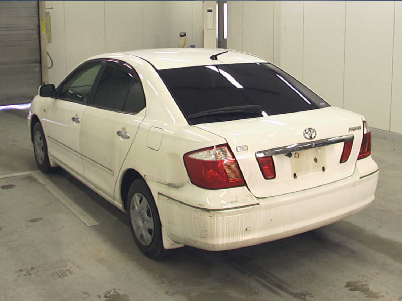 Toyota premio zzt240